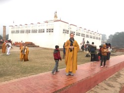 TẢN VĂN MÙA PHẬT ĐẢN